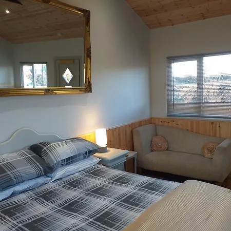 The Crossing Retreat,cabin,r95th5c *