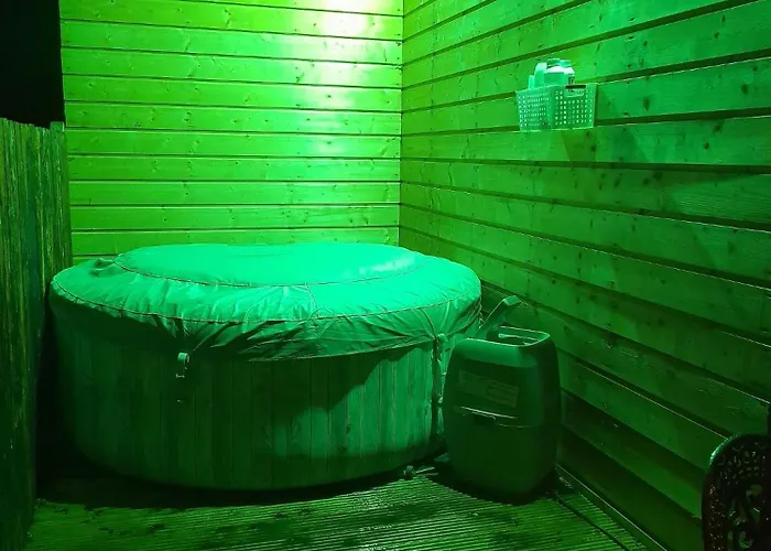 The Crossing Retreat,cabin,r95th5c Ballyling